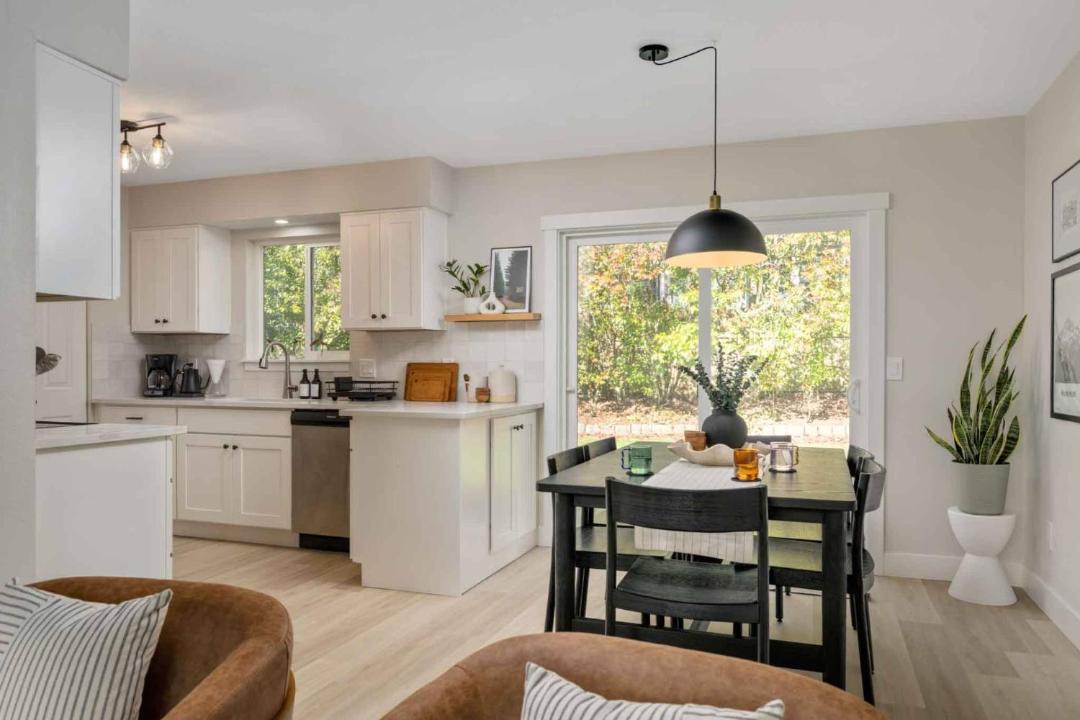 Photo of Others in Bull Mountain