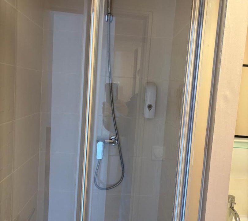 Photo of Bathroom in Solesmes