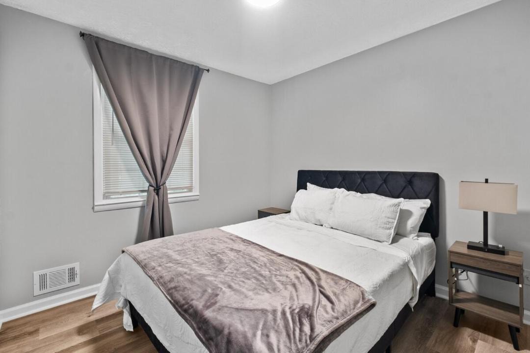 Photo of Bedroom in Ellenwood