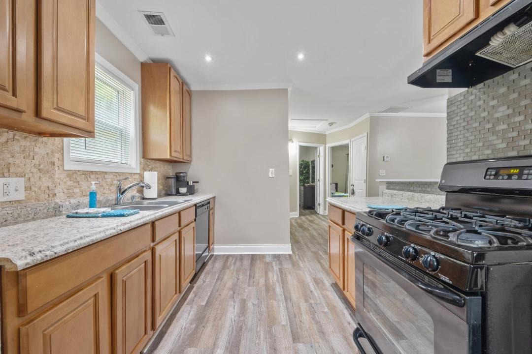 Photo of Kitchen in Capitol View