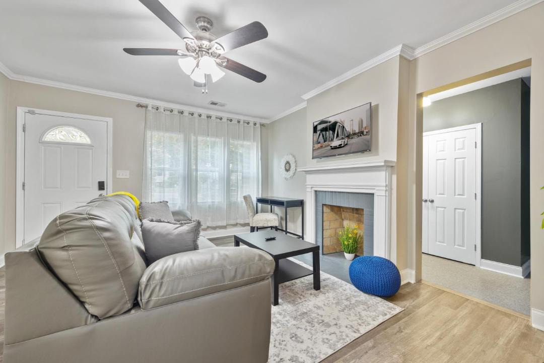 Photo of Others in Capitol View