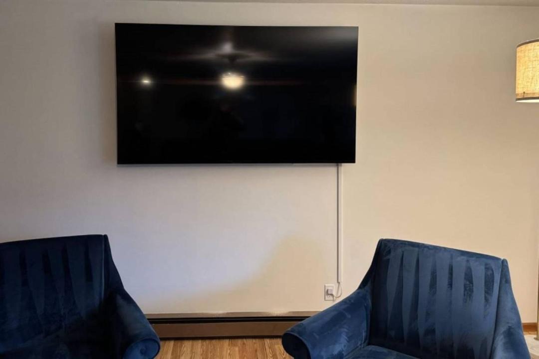 Photo of Livingroom in Gales Creek