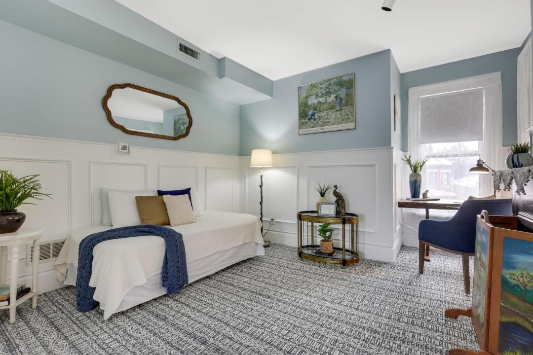 Photo of Bedroom in Italian Village