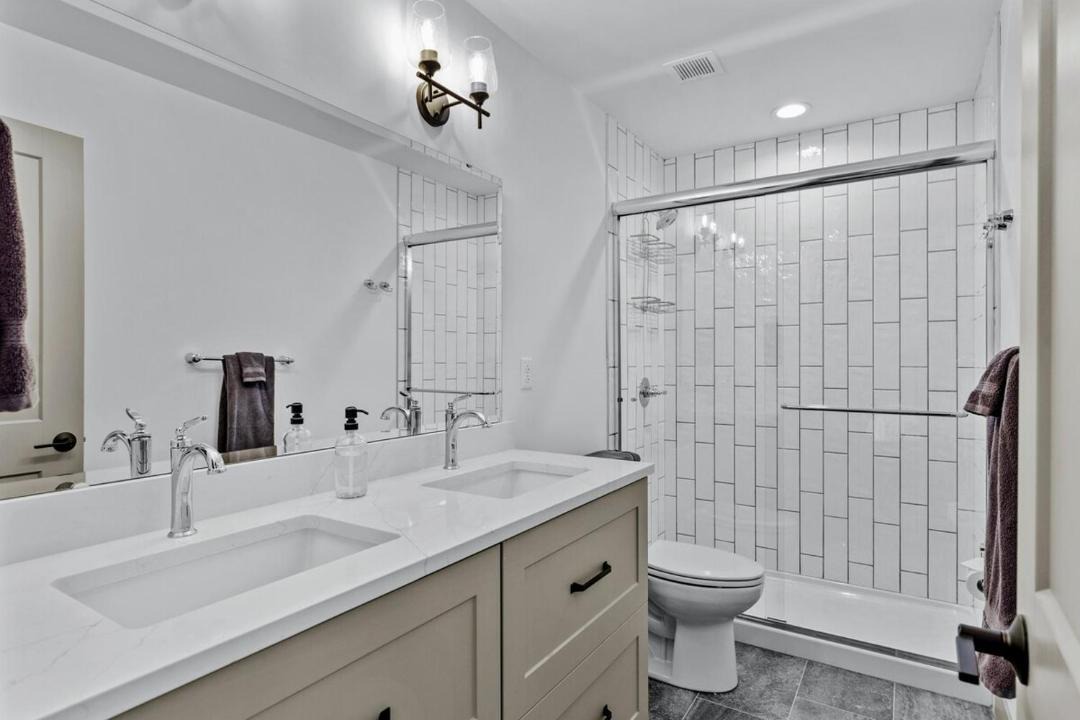Photo of Bathroom in Downtown St. Louis