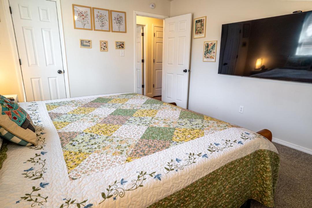 Photo of Bedroom in West Central
