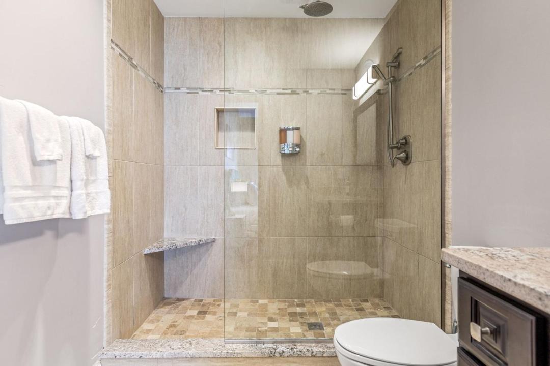Photo of Bathroom in Innsbrook