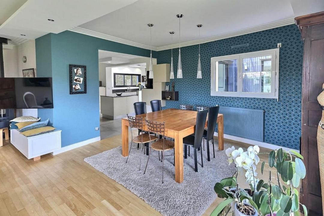 Photo of Others in Vallet