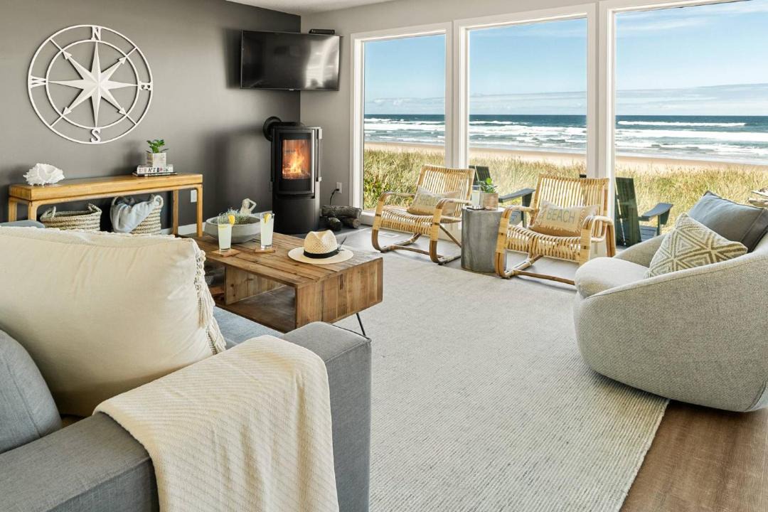 Photo of Livingroom in Rockaway Beach