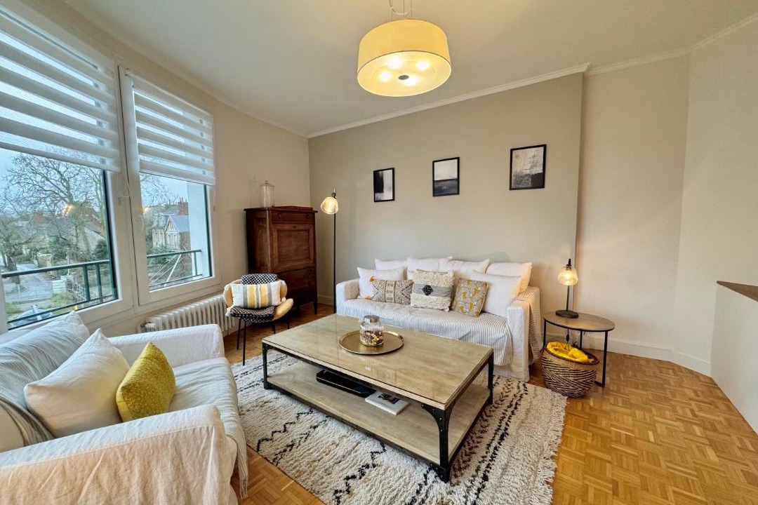 Photo of Others in Colombier - Champ de Mars