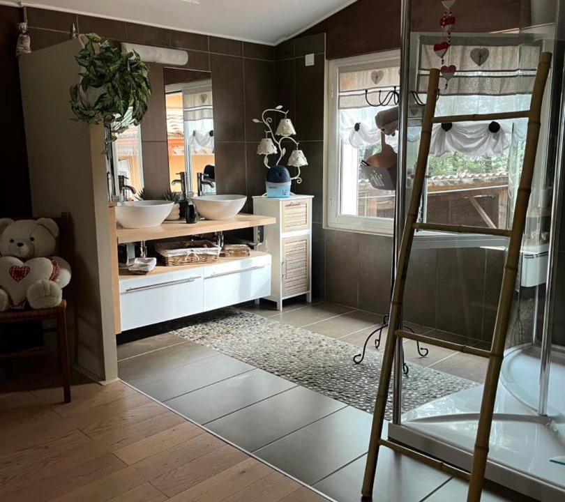 Photo of Others in Garrigues