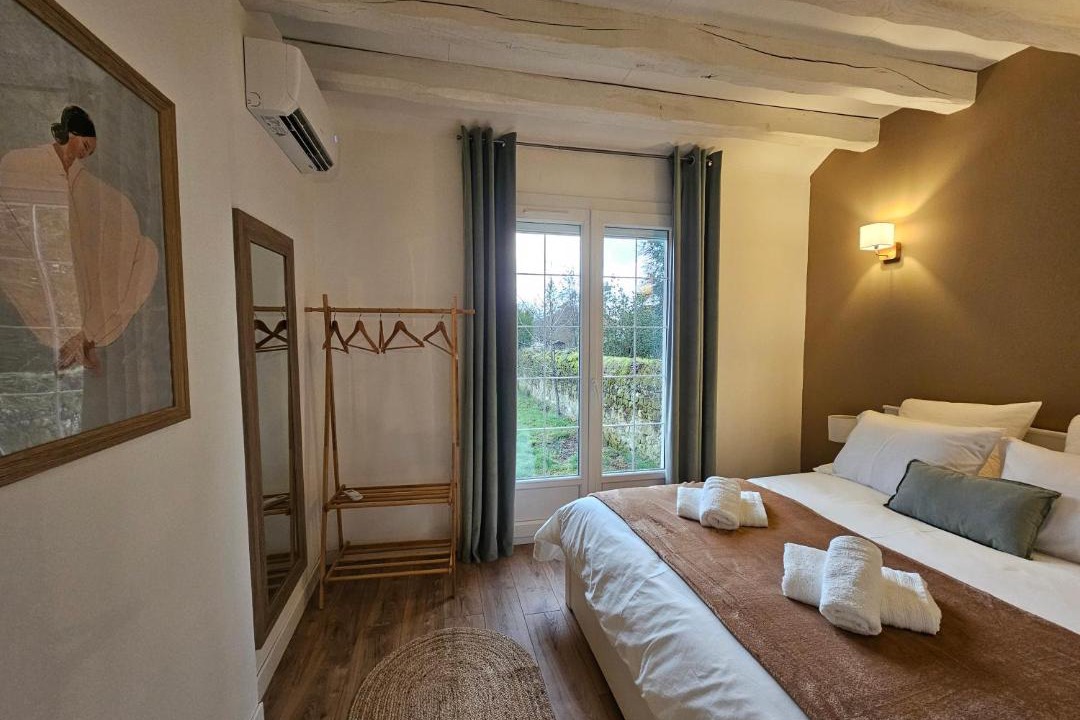 Photo of Bedroom in Seigy