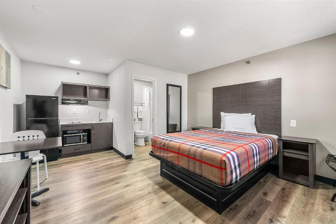 Photo of Bedroom in Forest Park