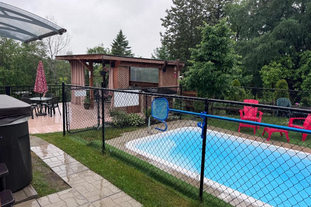 Photo of Others in Saint-Pierre-de-Broughton