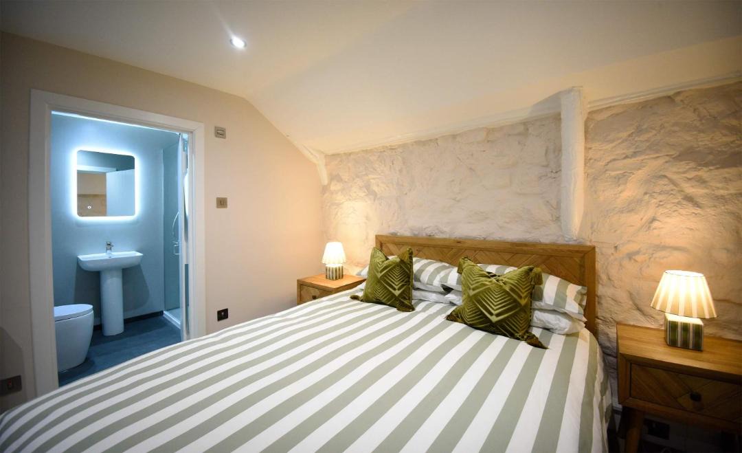 Photo of Others in Breakish