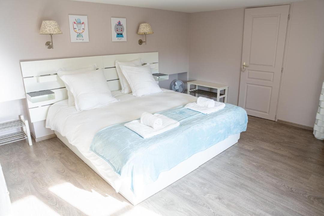 Photo of Bedroom in Cuisery