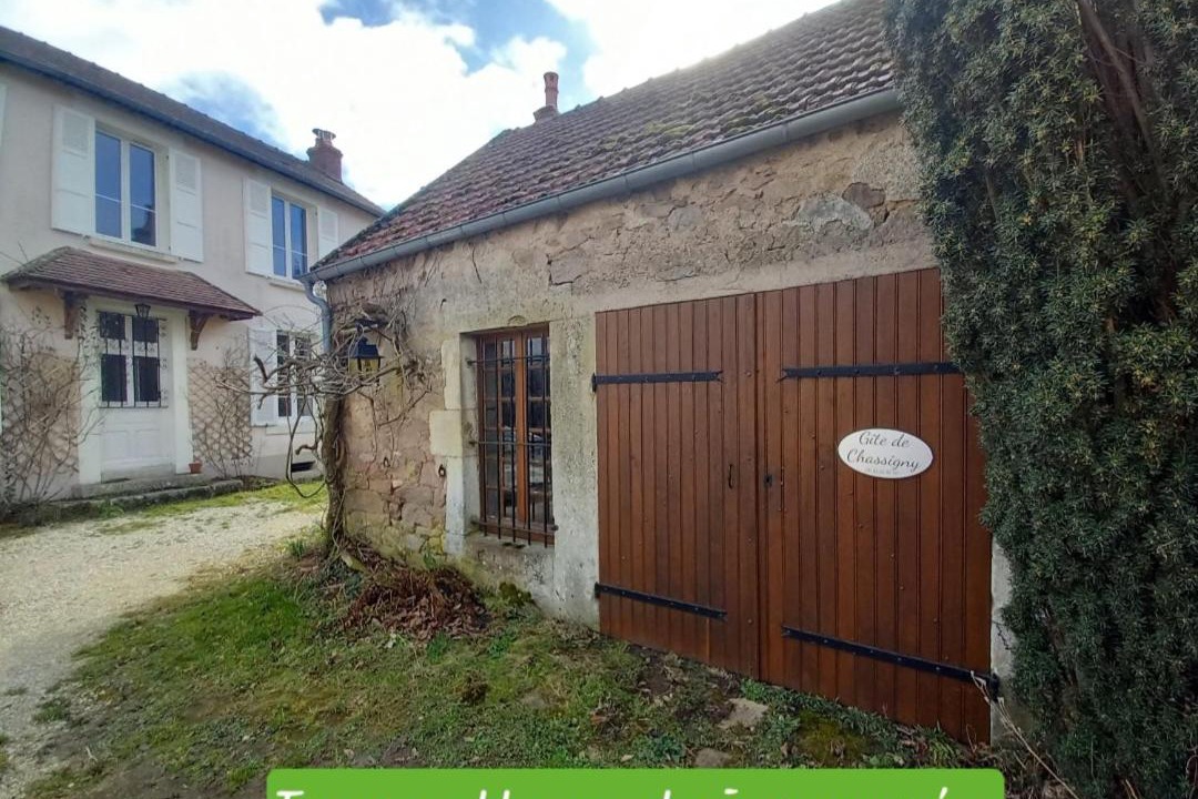 Photo of Others in Avallon