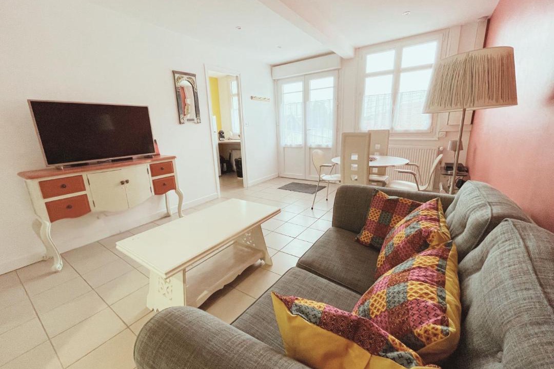 Photo of Others in Marquise