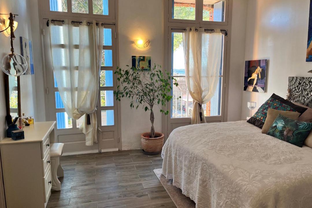 Photo of Bedroom in Saint-Genies-de-Fontedit