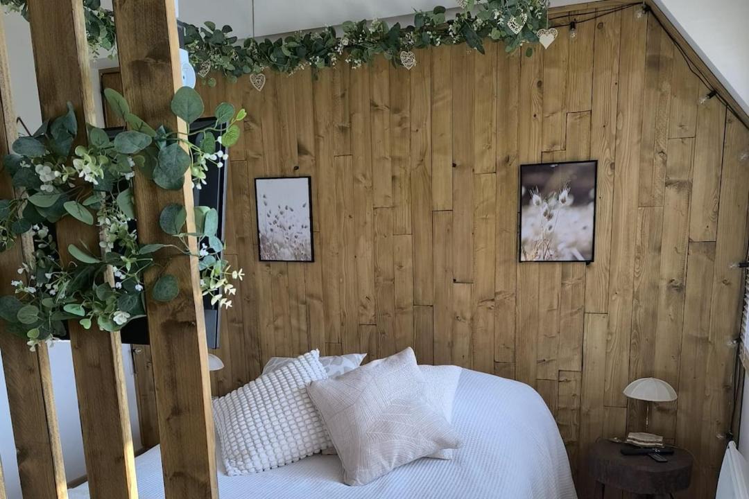 Photo of Bedroom in Marcheville