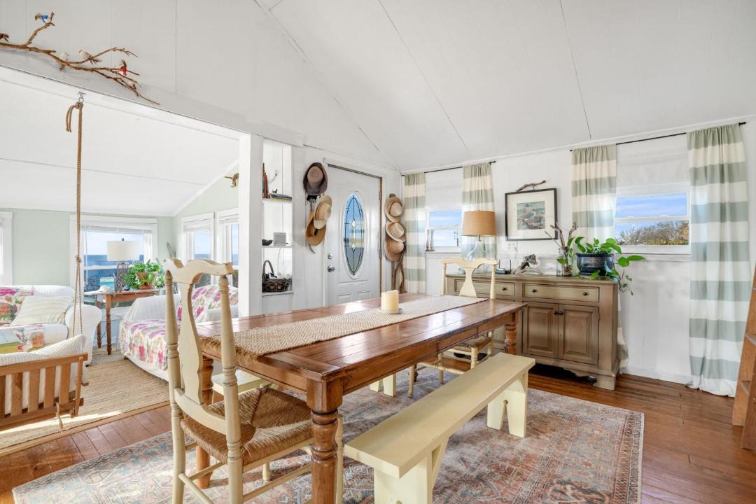 Photo of Others in Birdsnest