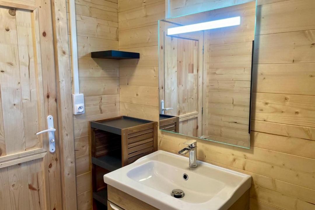 Photo of Bathroom in Bourbon-Lancy