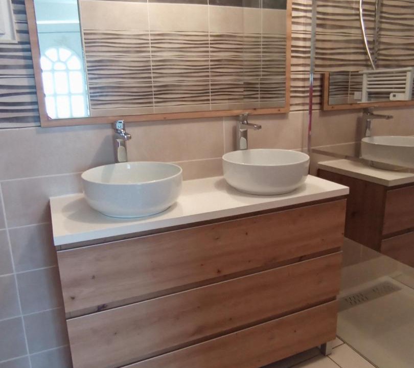 Photo of Bathroom in Luche-Pringe