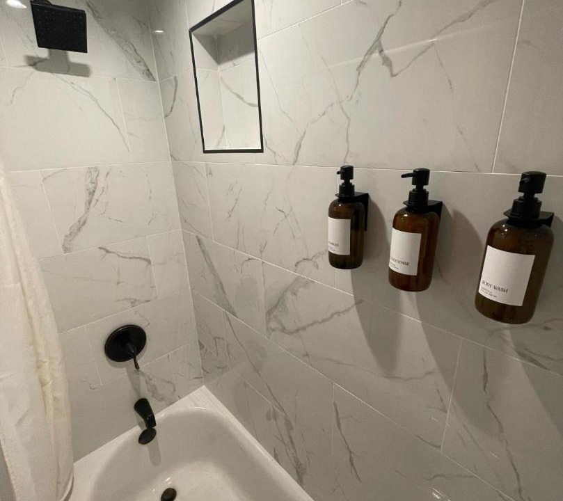 Photo of Bathroom in Fishers Landing