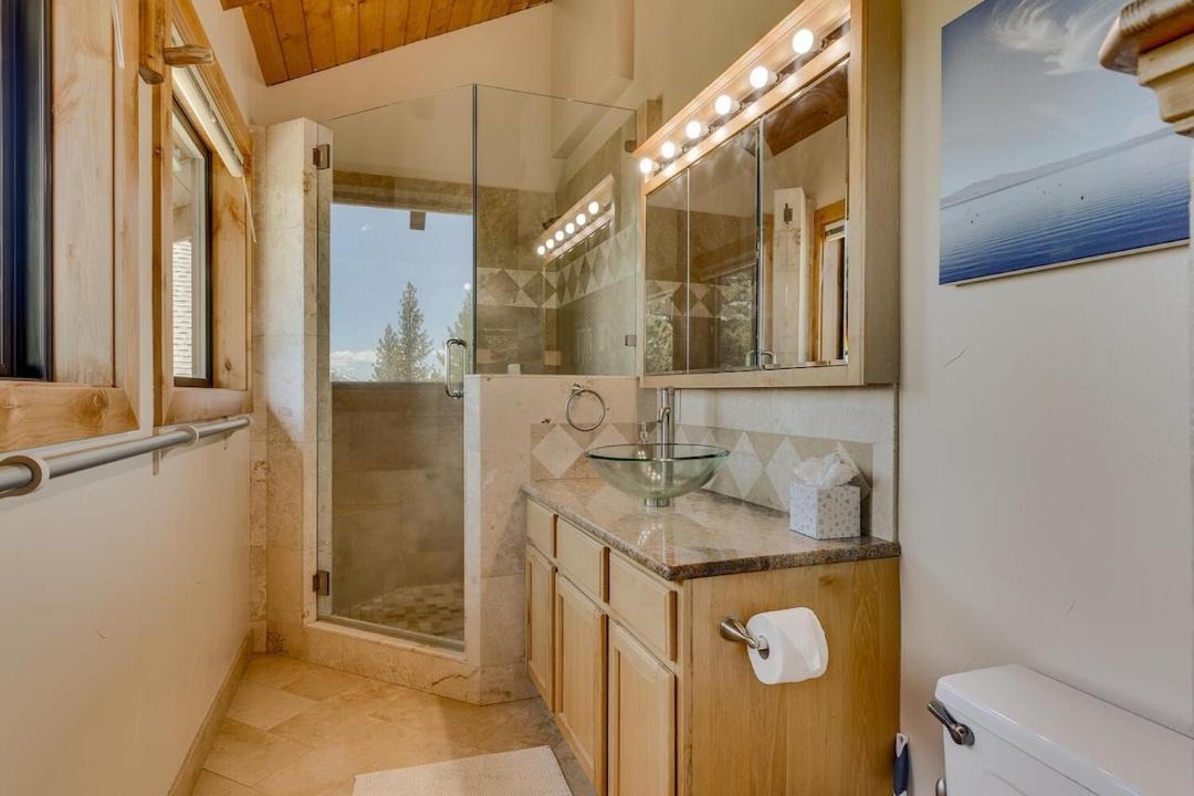 Photo of Bathroom in Tahoe Woods
