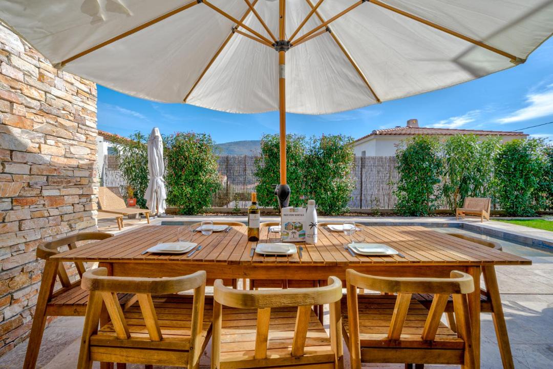 Photo of Others in Carros