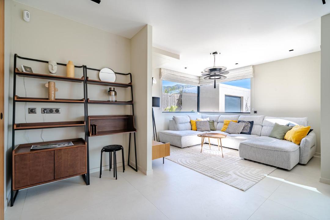 Photo of Others in Carros