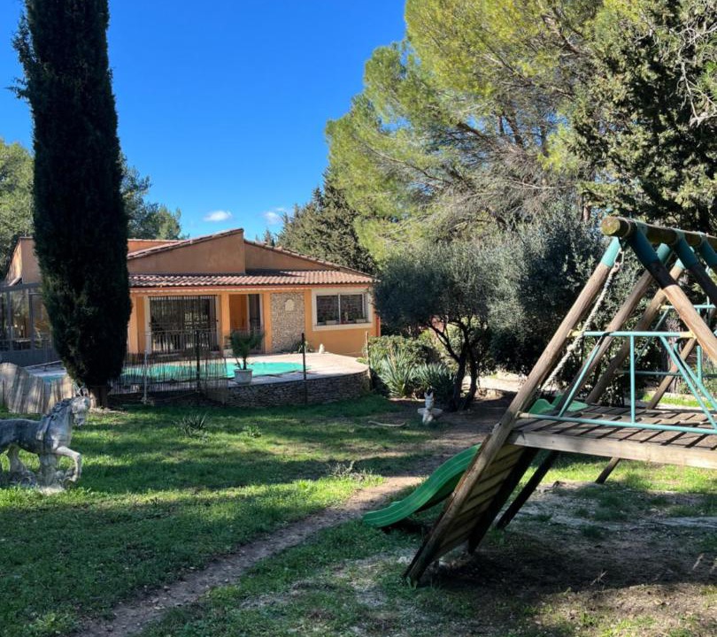 Photo of Others in Garrigues