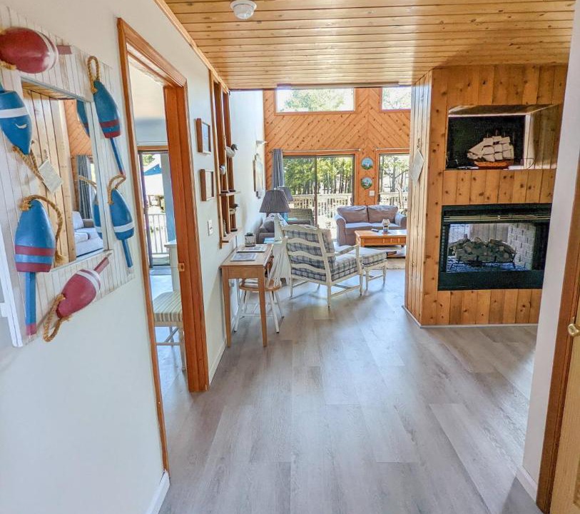 Photo of Others in Deep Hole