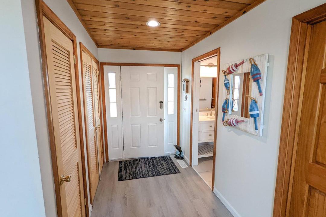 Photo of Others in Deep Hole