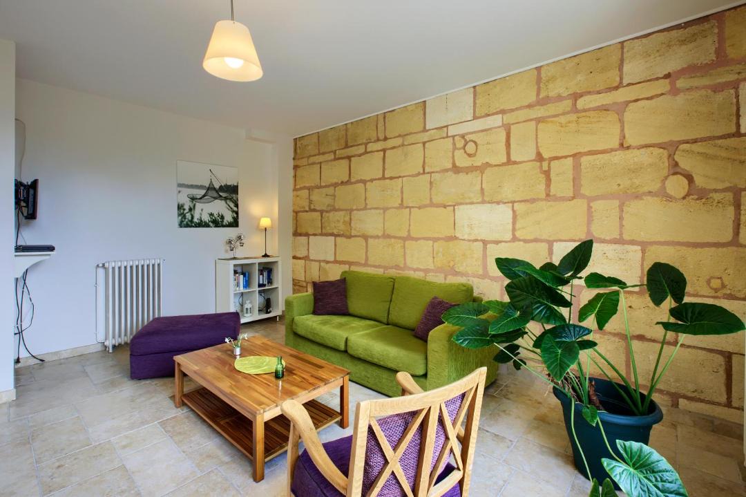 Photo of Others in Saint-Caprais-de-Bordeaux