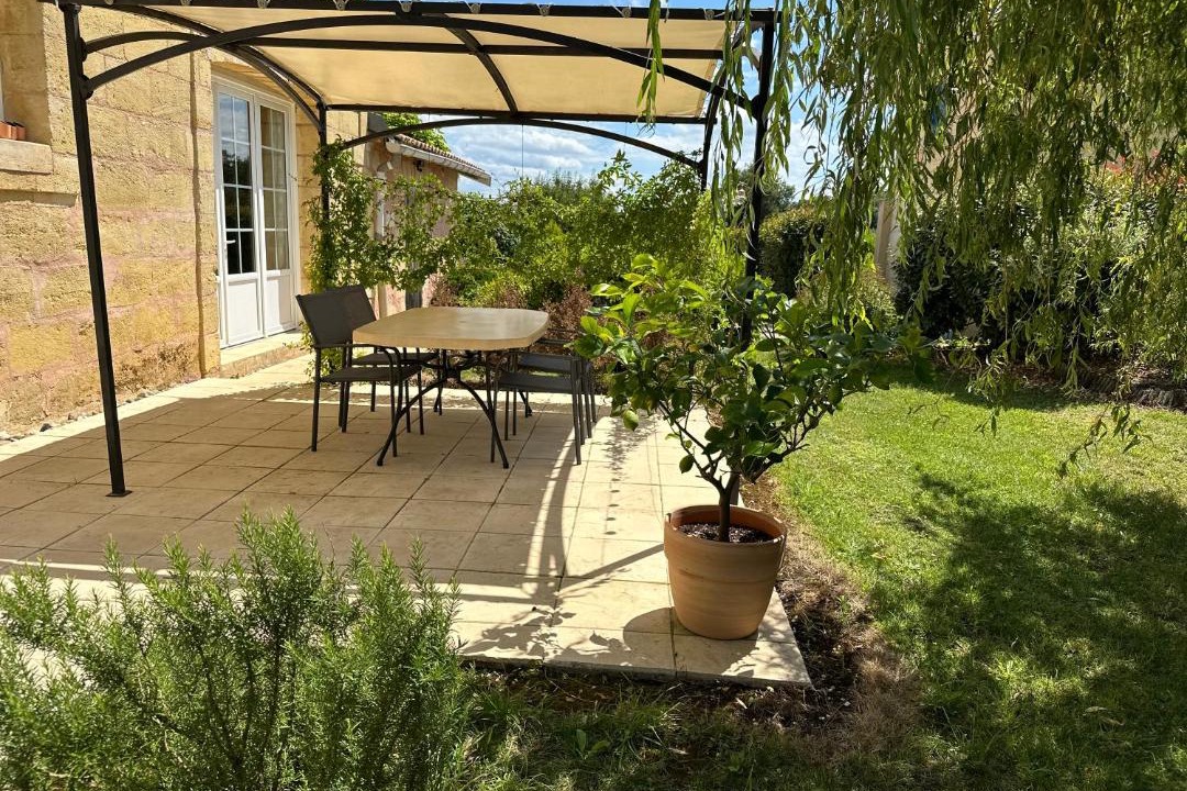 Photo of Others in Saint-Caprais-de-Bordeaux