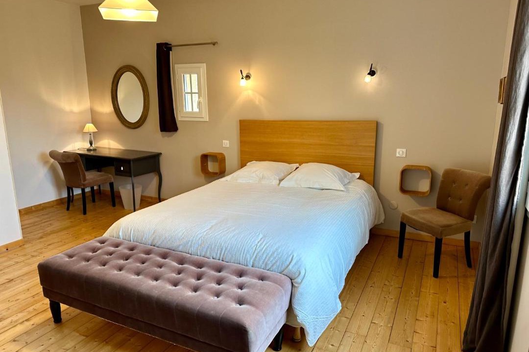 Photo of Bedroom in Saint-Caprais-de-Bordeaux