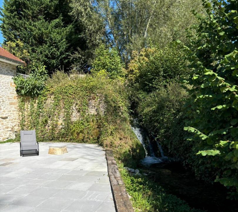 Photo of Others in Cohons