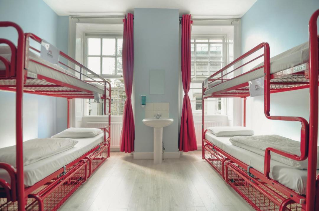 Photo of Others in Bloomsbury