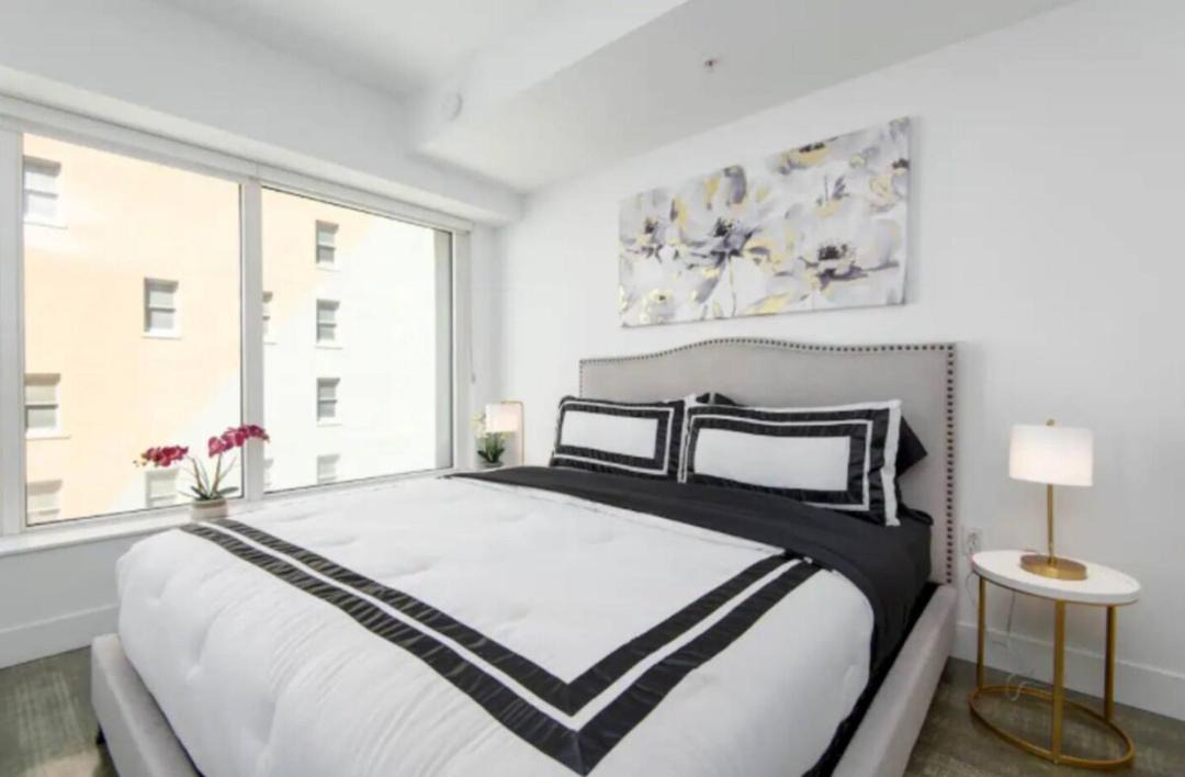 Photo of Bedroom in Downtown Los Angeles