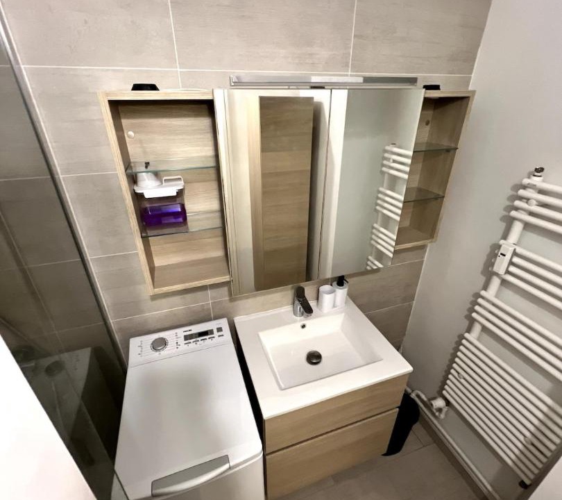 Photo of Bathroom in Saint-Cyr-l'Ecole