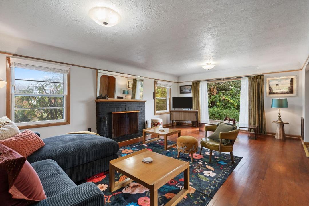 Photo of Others in Starcrest