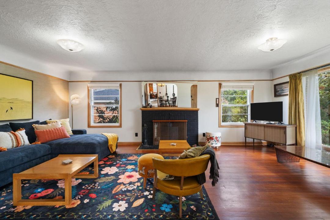 Photo of Others in Starcrest