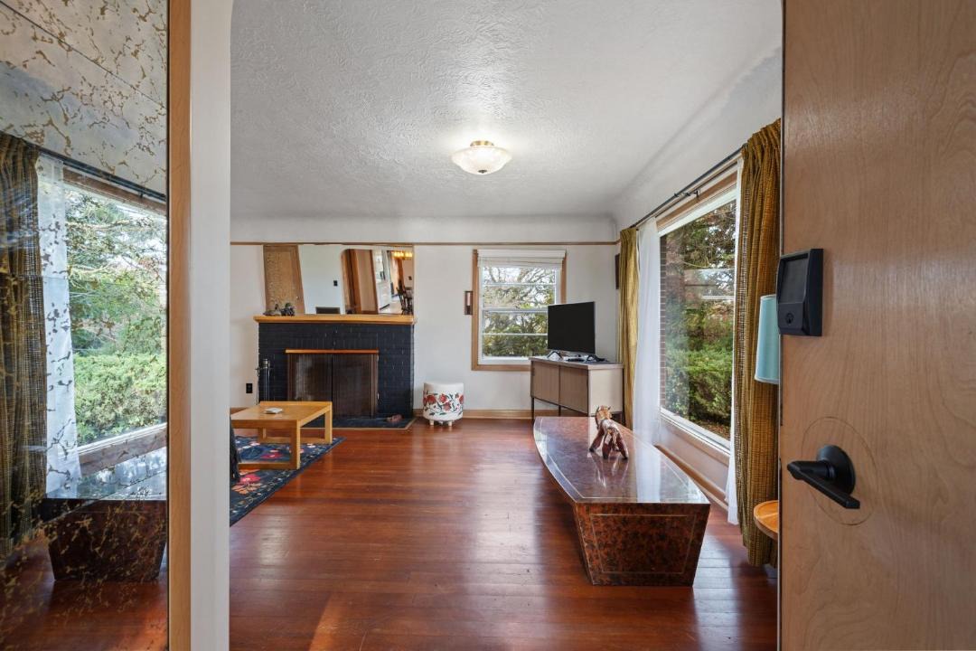 Photo of Others in Starcrest