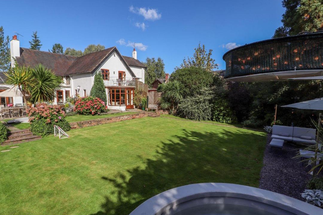 Photo of Others in Mickle Trafford