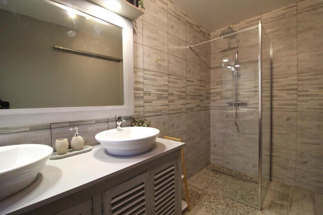 Photo of Bathroom in Mesnil Sous Les Cotes