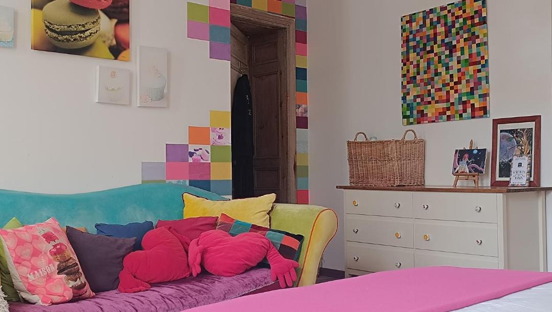 Photo of Others in Pons