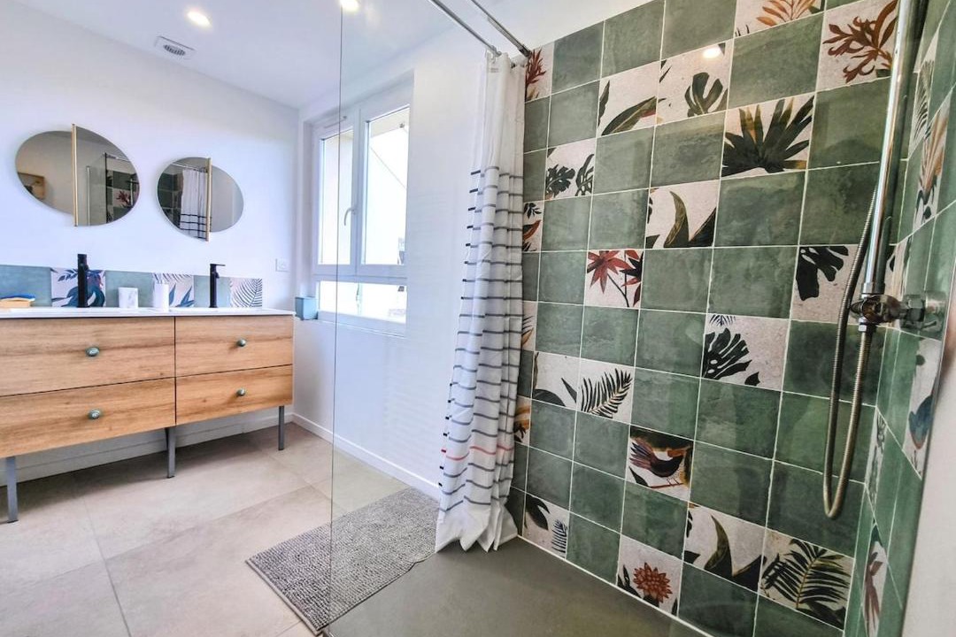 Photo of Bathroom in Maubec