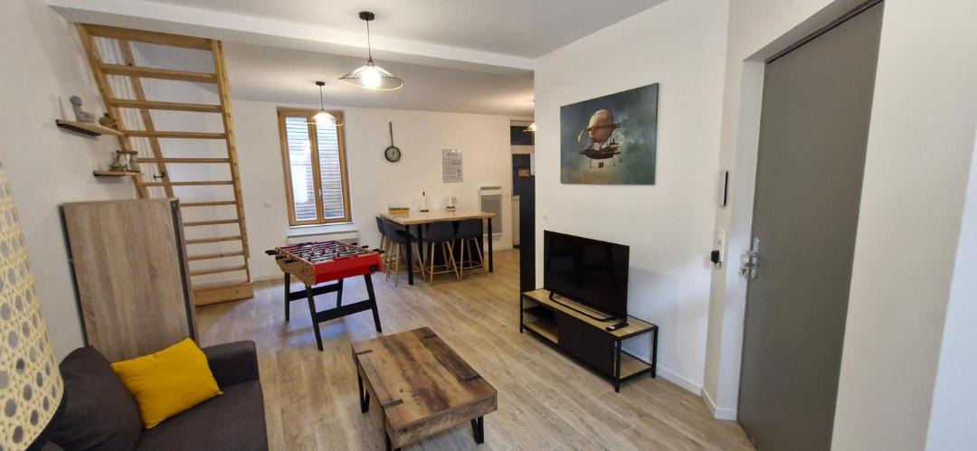 Photo of Others in Samer