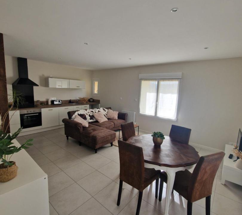 Photo of Others in Velanne