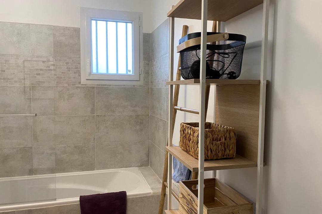 Photo of Bathroom in Bueil